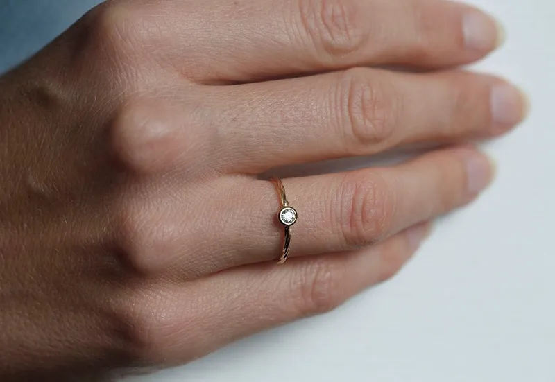 Tilda Diamond Ring vy 9