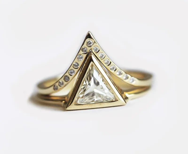 Triangle 0.75Ct Diamond Engagement Ring Or Set vy 4