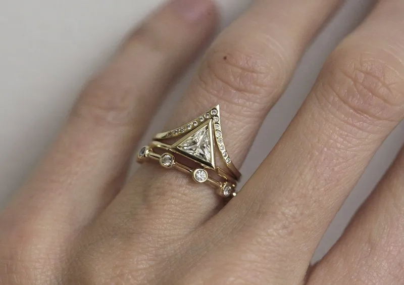 Triangle 0.75Ct Diamond Engagement Ring Or Set vy 5