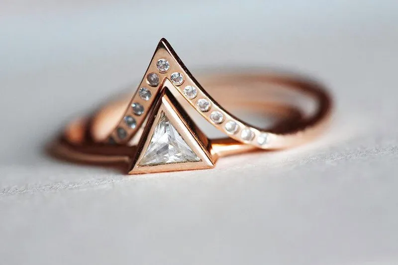 Triangle 0.75Ct Diamond Engagement Ring Or Set vy 6