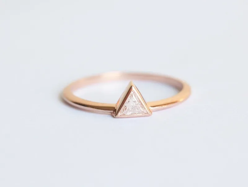 Triangle Cut 0.2 Carat Dainty Diamond Gold Ring vy 4