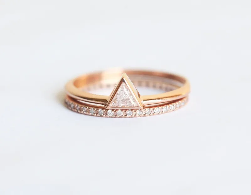Triangle Cut 0.2 Carat Dainty Diamond Gold Ring vy 6