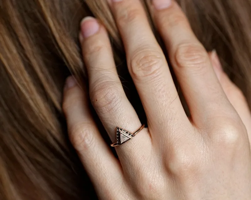 Triangle Diamond Engagement Ring, Black Diamond Ring vy 3