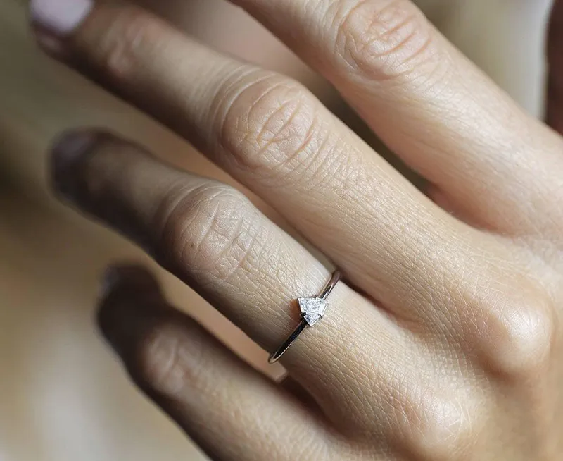 Trillion Diamond Ring, 14K Gold Solitaire Ring vy 3