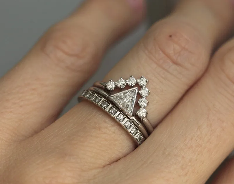Trillion White Diamond Ring Set With V-Shaped Band diamond engagement ring
