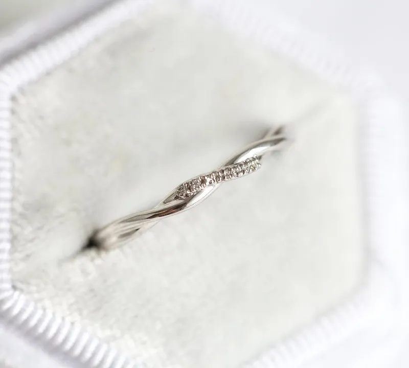 TWISTED BAND, ROPE WEDDING RING vy 7