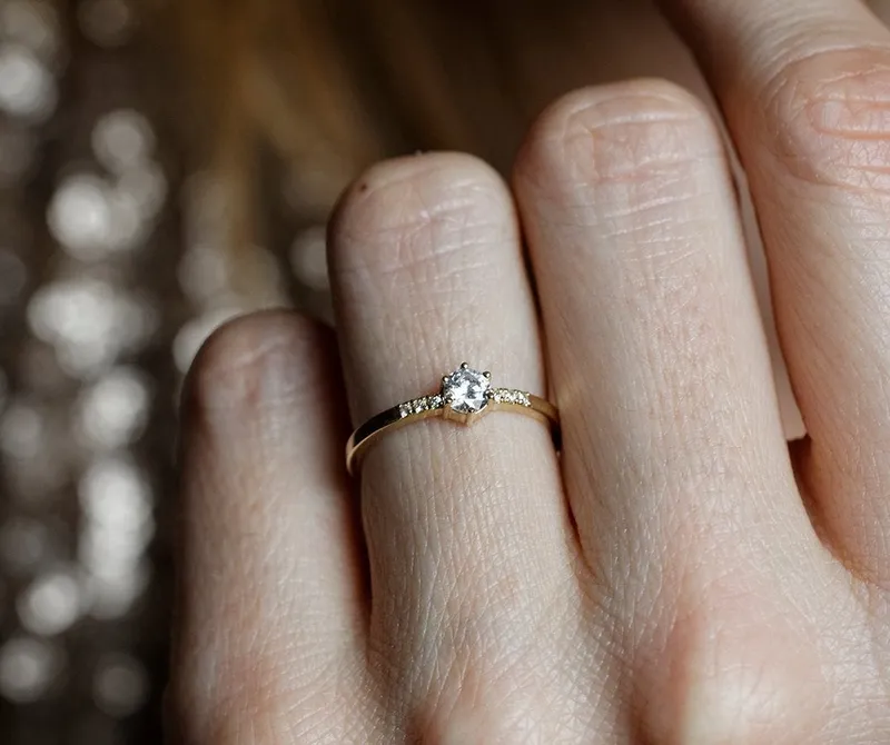 Uma Solitaire Diamond Engagement Ring vy 6