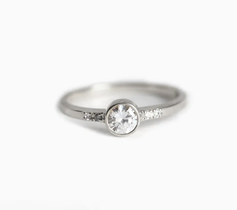 Uman Round Diamond Engagement Ring view 7