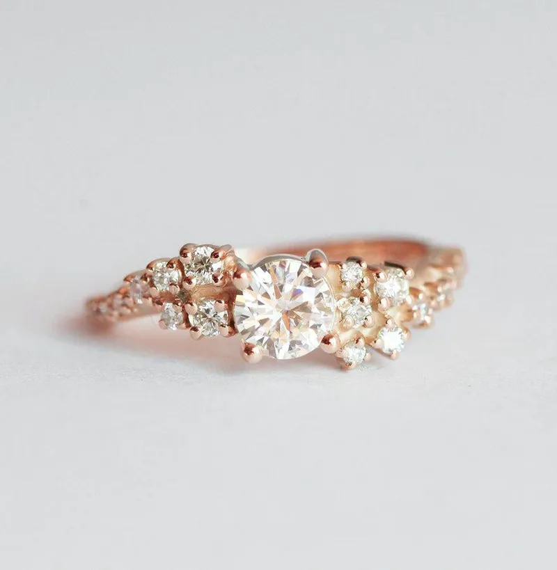 VAL ROUND DIAMOND CLUSTER RING vy 10