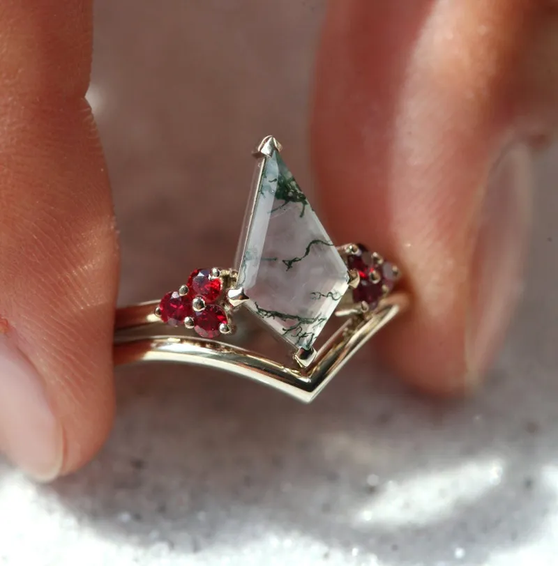Valentia Kite Moss Agate Ring Set vy 3