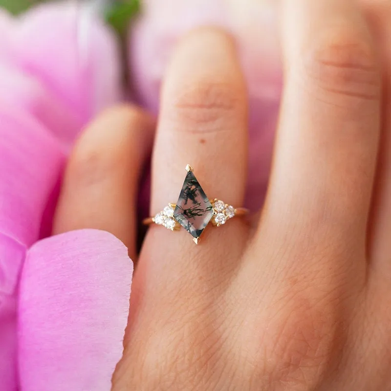 Valentia Kite Moss Agate Ring Set vy 5