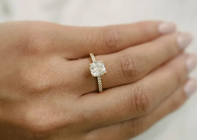 FREDRICA diamond cushion cut engagement ring