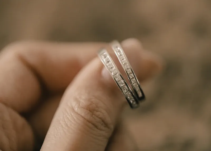 NELLIE PETITE engagement ring