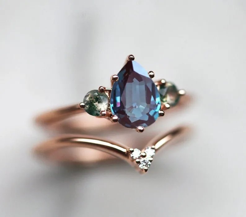 Vania Alexandrite Ring Set view 10
