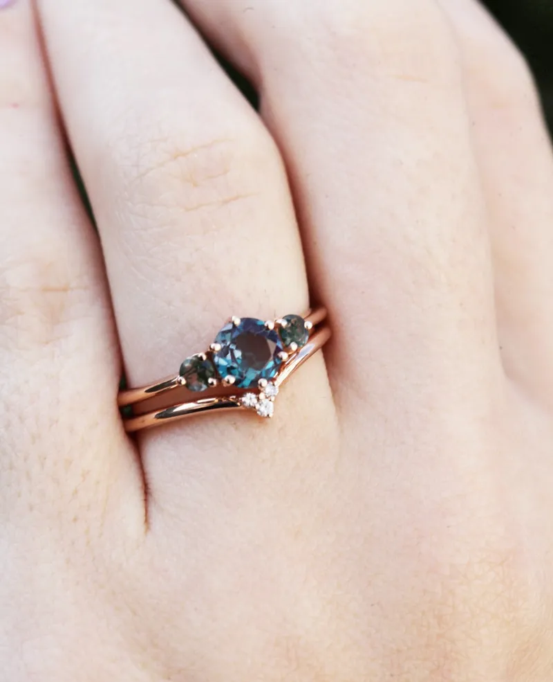Vania Alexandrite Ring Set view 3