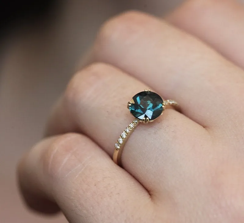 Vida Blue Sapphire Ring vy 5
