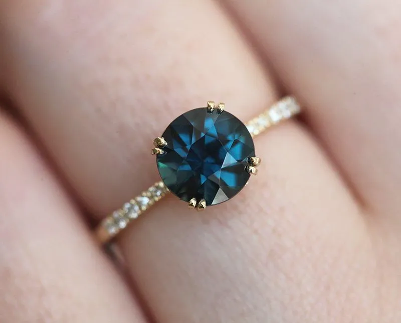 Vida Teal Sapphire Diamond Ring vy 2