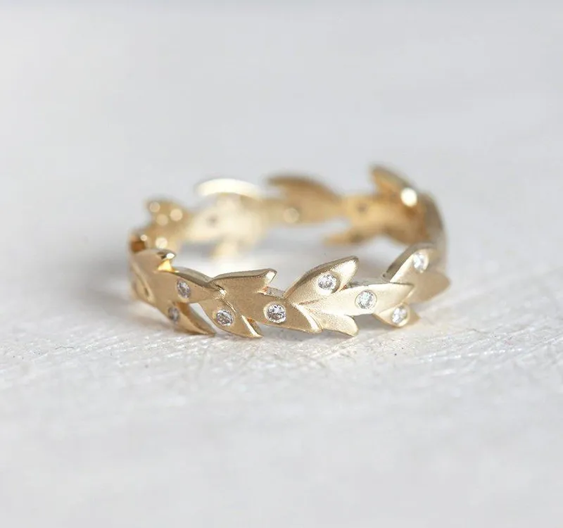 VINE WEDDING BAND, VINE WEDDING RING view 2
