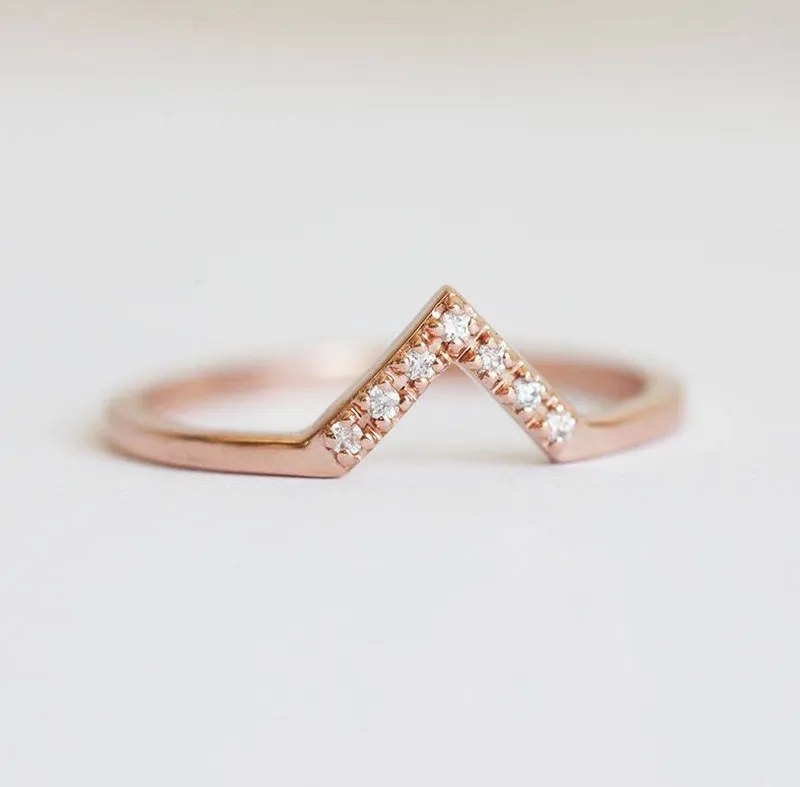 White Diamond Ring, V Diamond Band vy 2