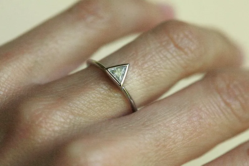White Gold Engagement Ring Set: Triangle Solitaire & V Band view 5