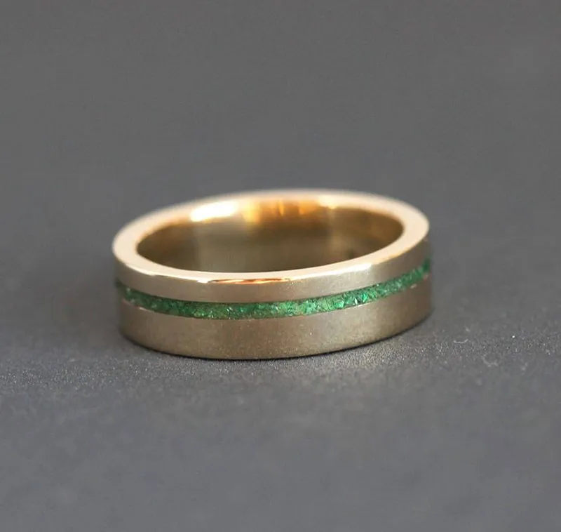Yuri Emerald Inlay Wedding Band vy 3