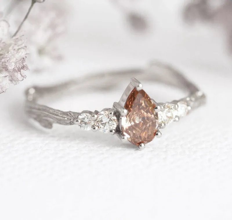 YVONNE DIAMOND RING vy 10