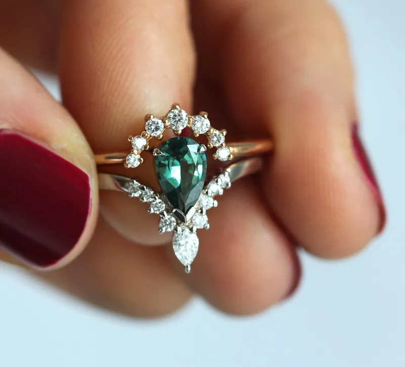 Zola Teal Sapphire Diamond Ring vy 9
