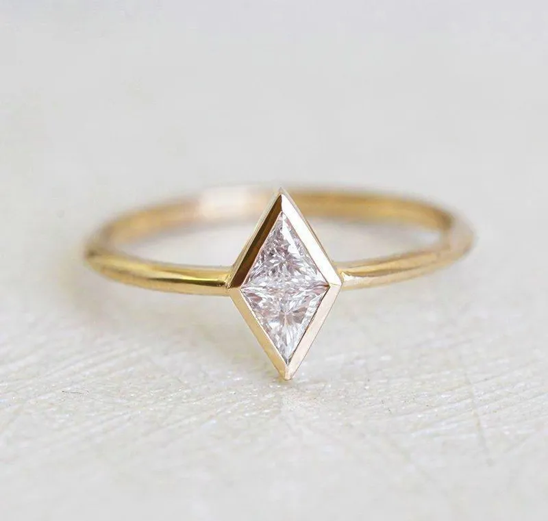 Zoya Diamond Ring vy 11