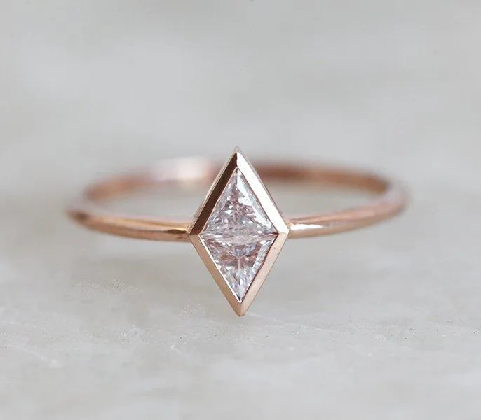 Zoya Diamond Ring vy 5
