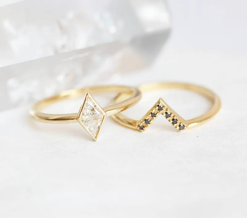Zoya Diamond Ring vy 9