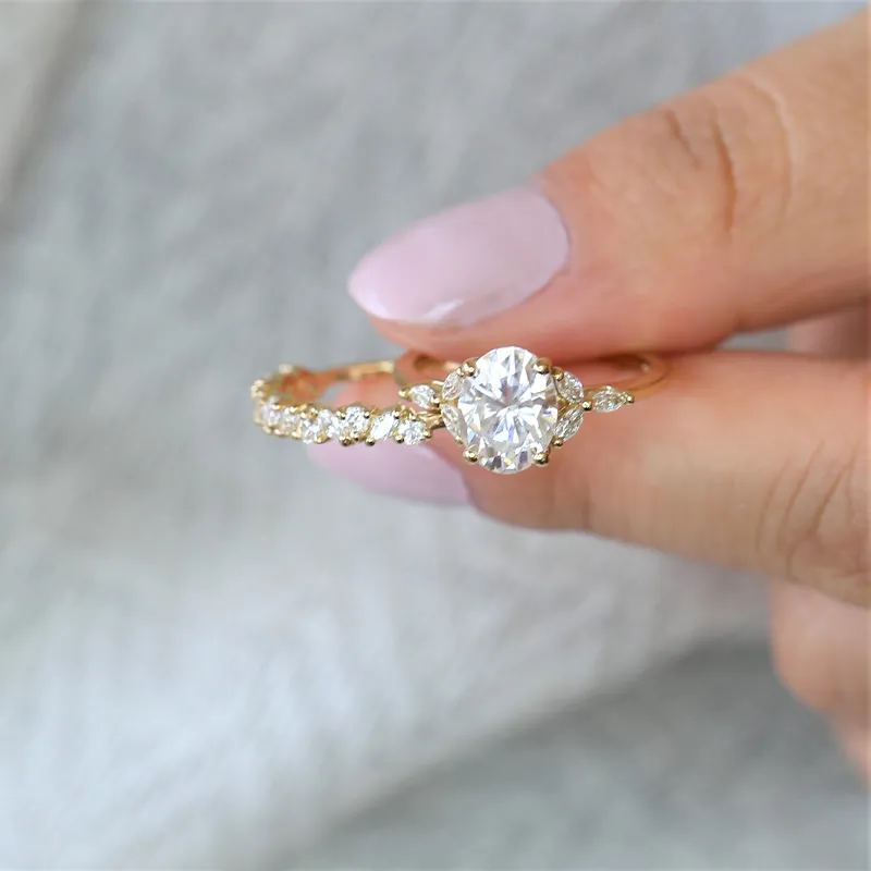 2ct Genesis 9x7mm 14kt Gold Moissanite Diamond Marquise Oval Cluster Ring vy 12