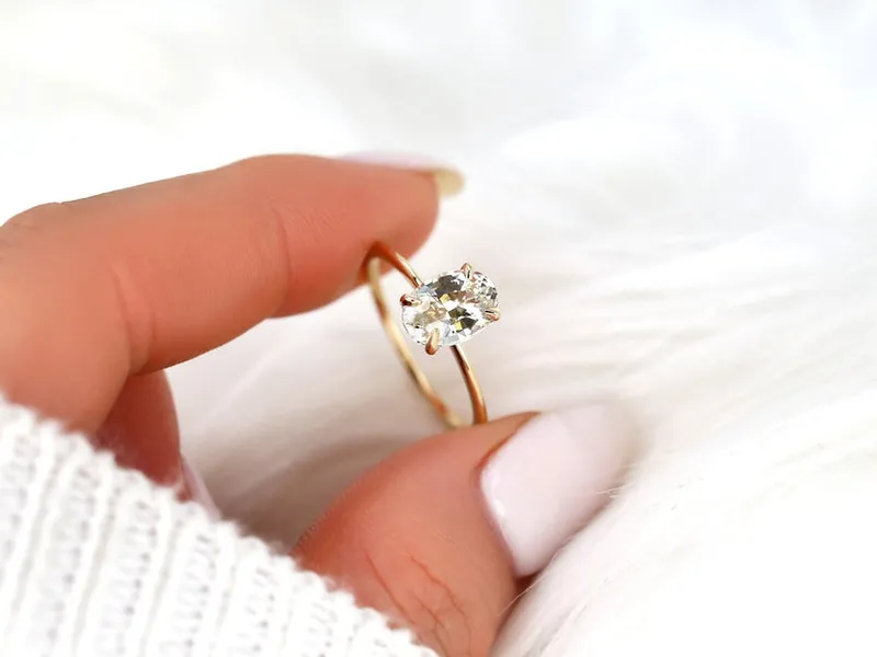 1.98ct Ready to Ship Layla 14kt Gold Butter Champagne Sapphire Oval Solitaire Ring vy 4