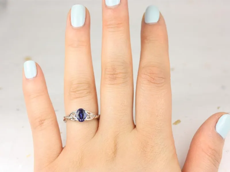 Ciara 7x5mm 14kt Gold Blue Sapphire Celtic Knot Oval Solitaire Ring vy 2