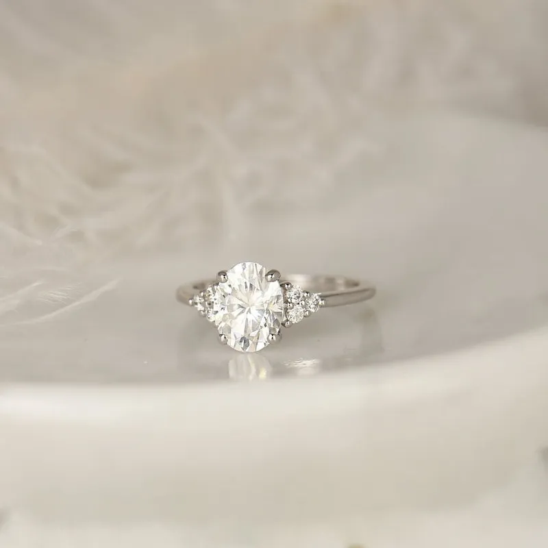 2ct Juniper 9x7mm 14kt Gold Moissanite Diamond Three Stone Oval Cluster Ring vy 6