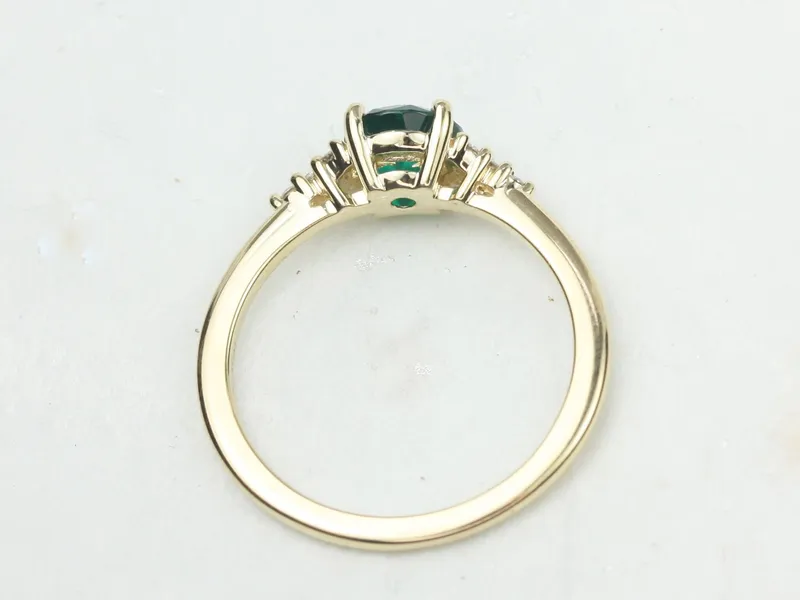 Malia 6mm 14kt Gold Green Emerald Diamond Art Deco Round Cluster Ring vy 3