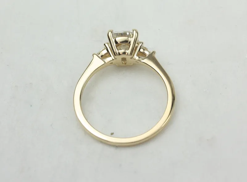 1.50cts Petite Ellis 8x6mm 14kt Solid Gold Moissanite Diamond Elongated Cushion 3 Stone Ring vy 4