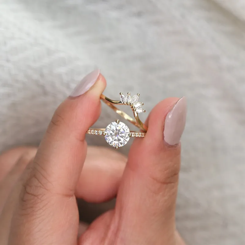 2cts Chelsea 8mm 14kt Gold Moissanite Diamond Compass Set Round Solitaire Ring vy 7