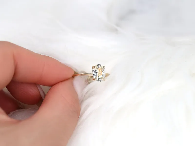 1.77ct Ready to Ship Layla 14kt Gold Butter Champagne Sapphire Minimalist Oval Solitaire Ring vy 3