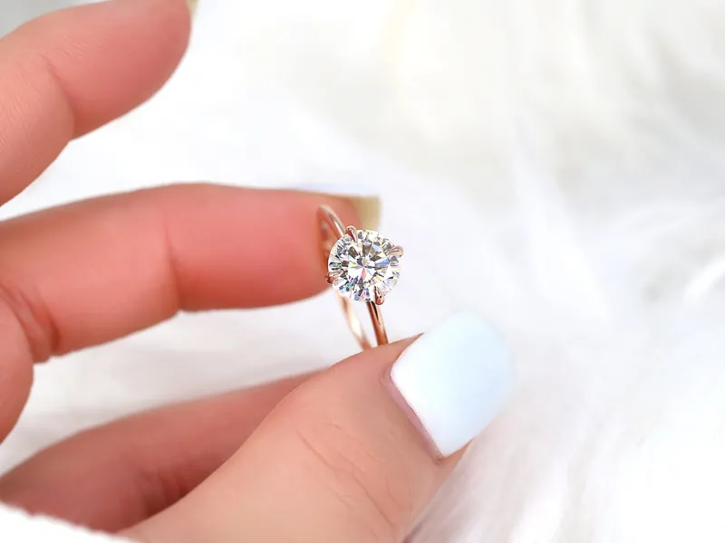 2ct Rowan 8mm 14kt Gold Moissanite Kite Set Round Solitaire Ring vy 2