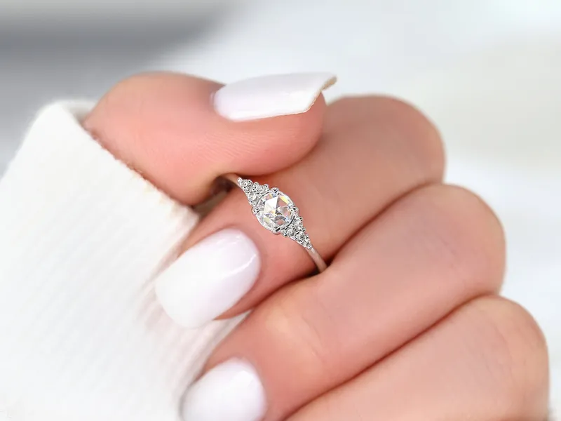 Malia 5mm 14kt Gold Rose Cut Moissanite Diamonds Dainty Cluster Ring vy 3