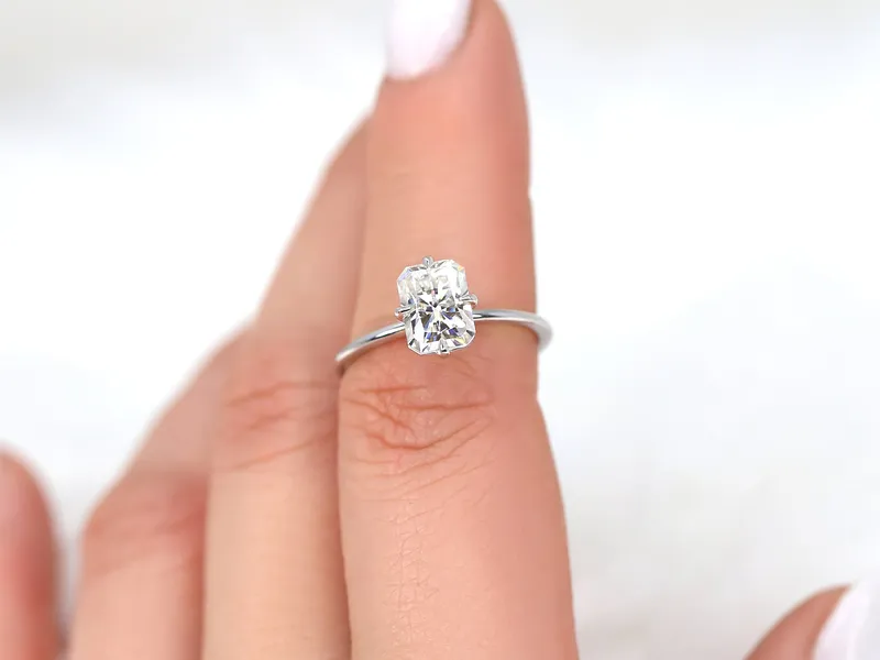 1.75cts Rita 8x6mm 14kt Gold Moissanite Kite Set Radiant Solitaire Ring vy 3