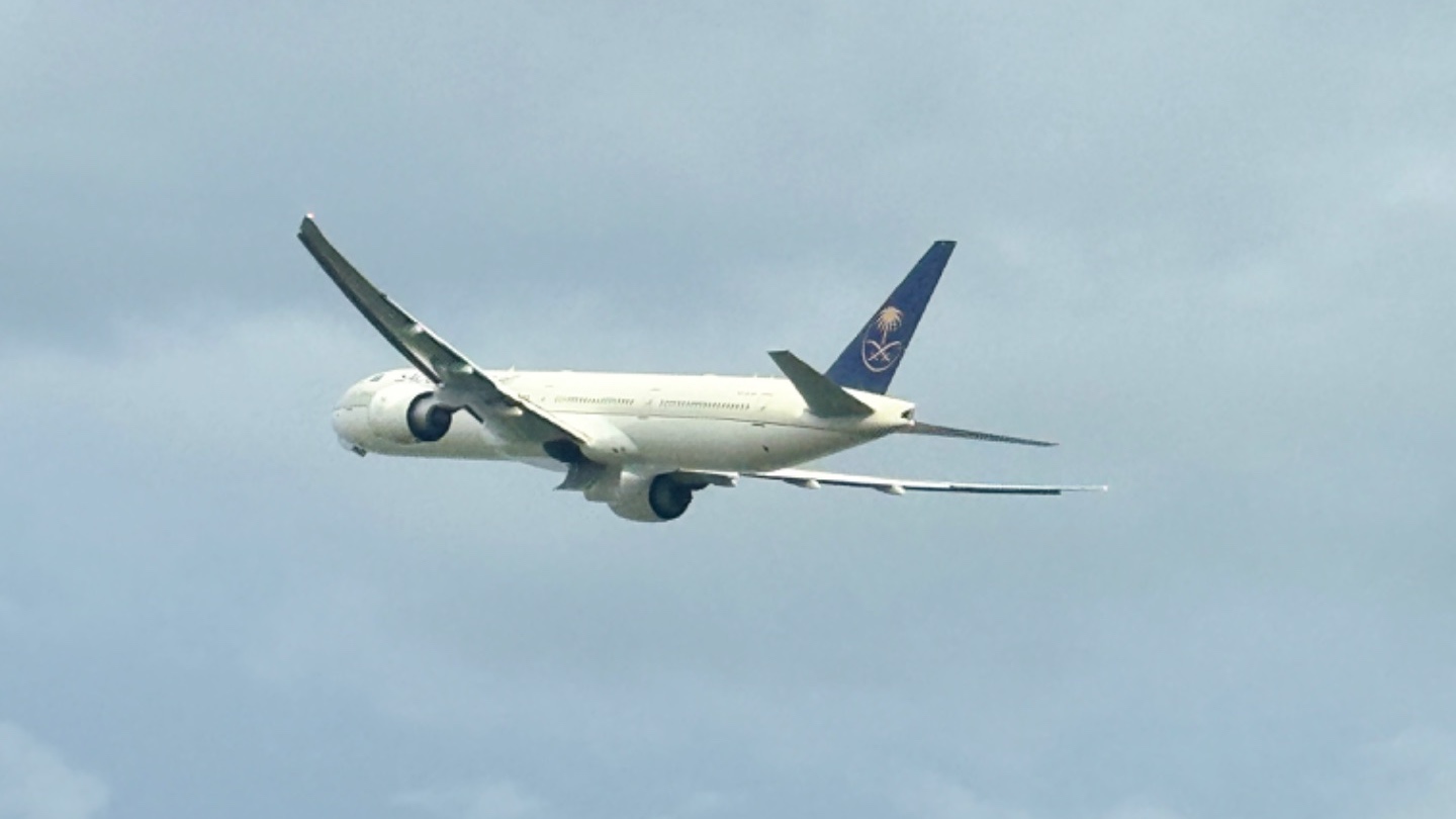Plane Spotting - Your Gateway to Aviation