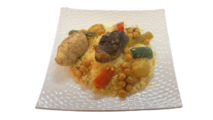 Couscous viande maison + semoule + 2 boulettes viandes