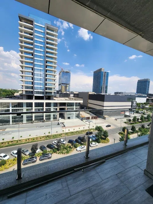 3-комнатную квартиру в Tashkent City (ЖК Gardens)