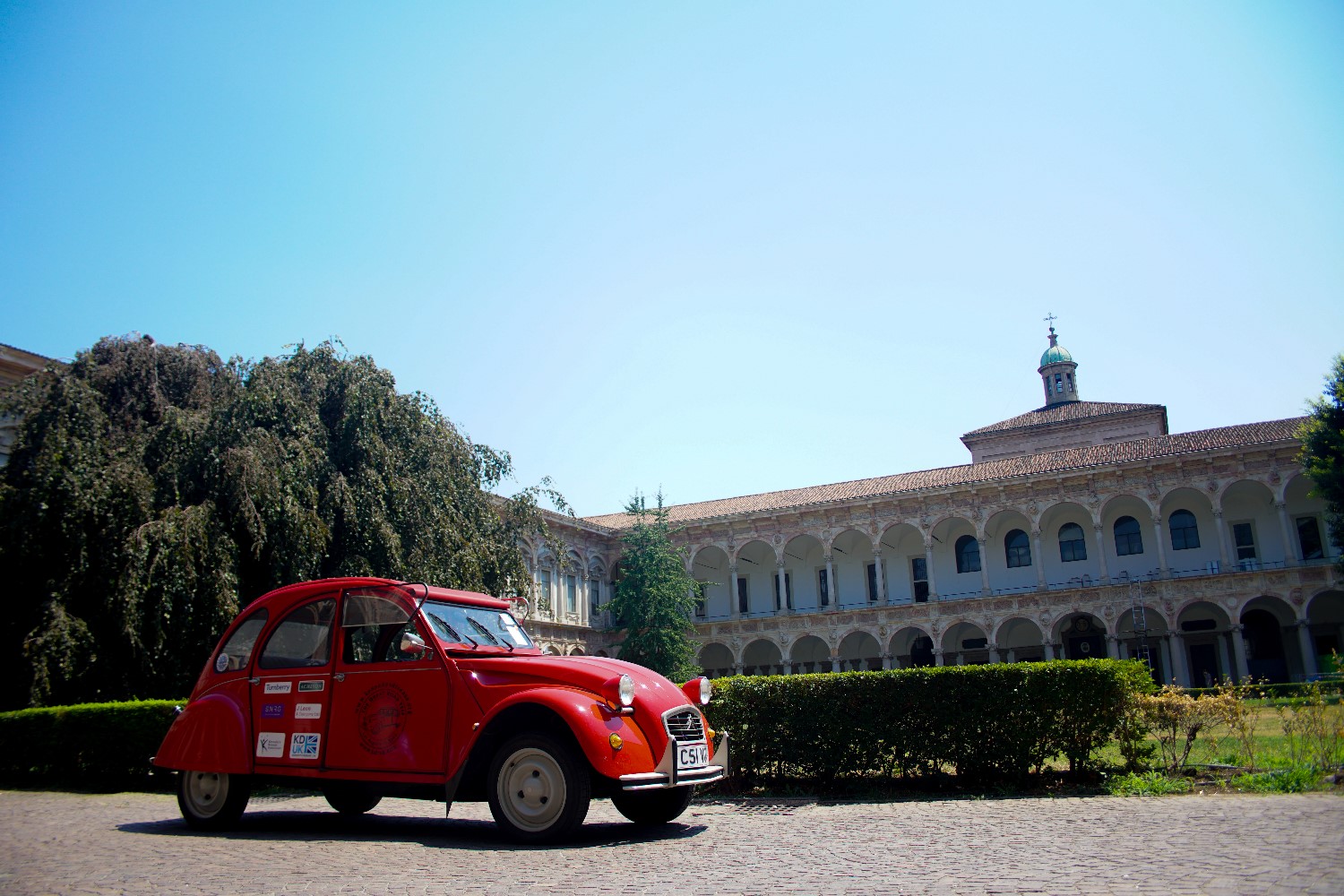 What a perfect backdrop for "the little car that could".