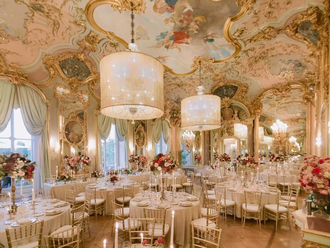 Villa Cora Wedding Guide (2027): Cost, Capacity & Everything Else