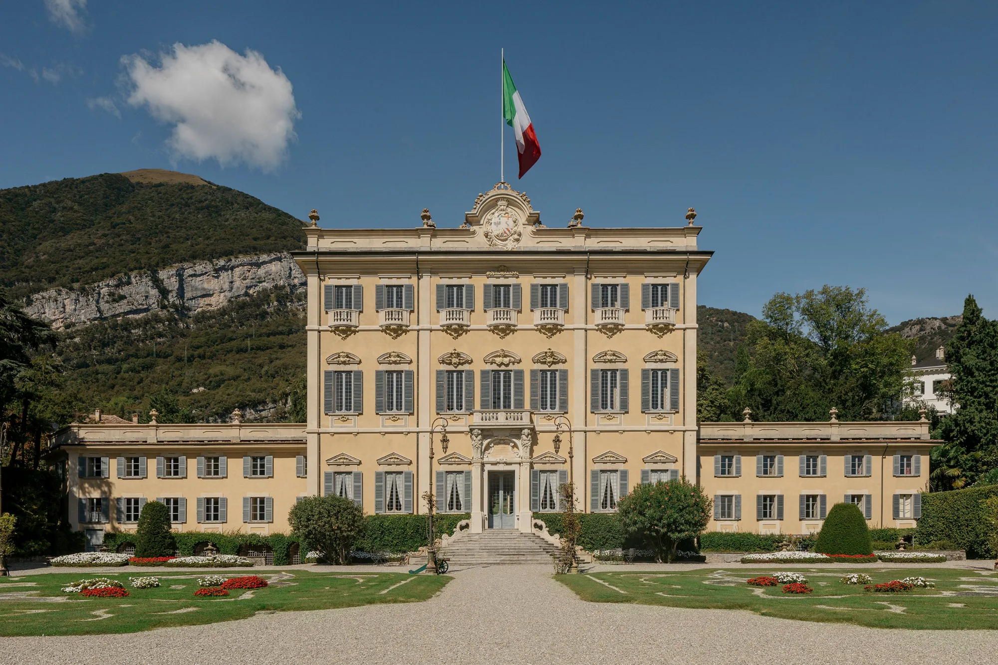 Villa Sola Cabiati Wedding Guide (2027): Cost, Capacity & Everything to Know