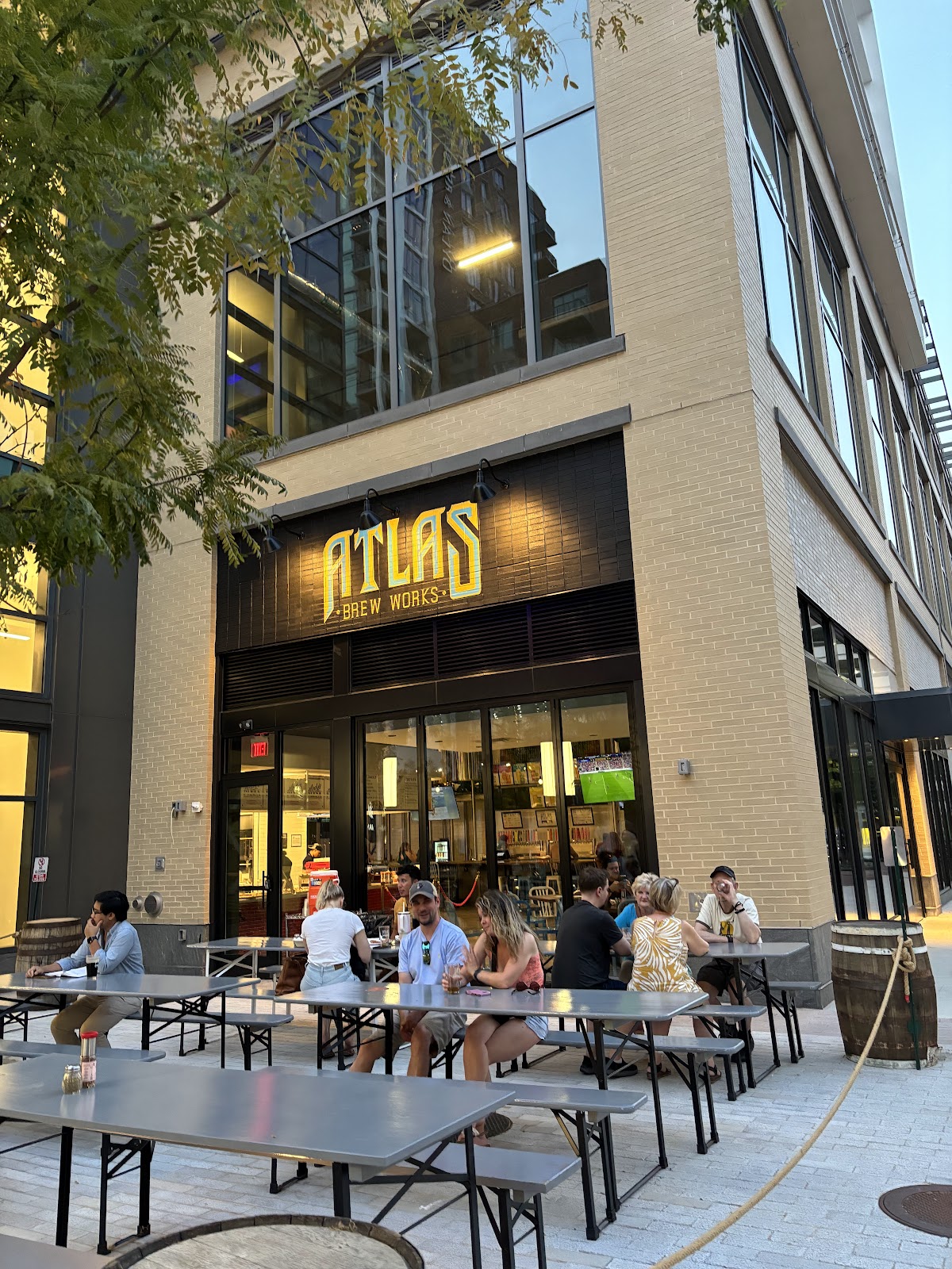 Atlas Brew Works & Andy's Pizza Carlyle Crossing