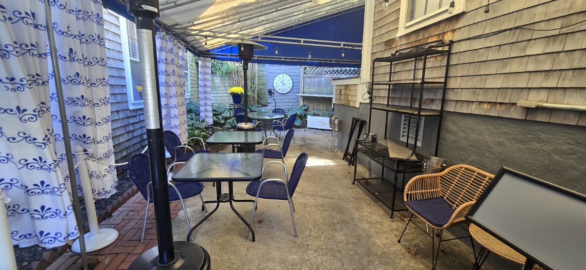 Le Languedoc Bistro