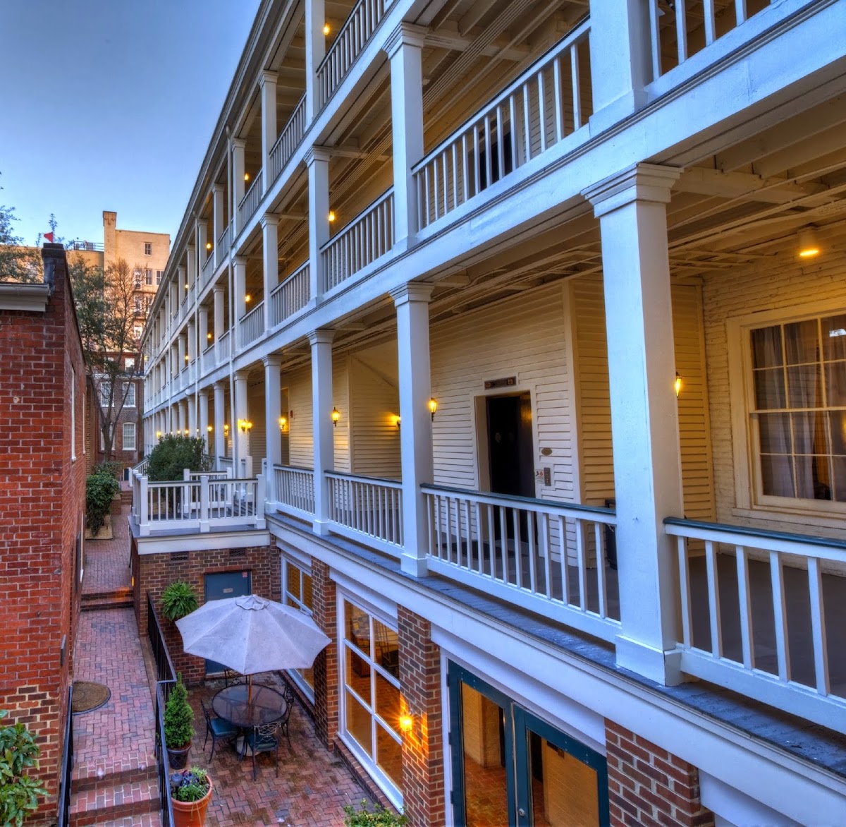 Linden Row Inn